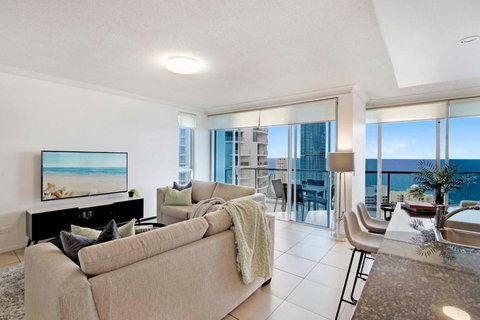 HIGH FLOOR GUARANTEE - 3 Bedroom Plus Study Apartments At Chevron Renaissance - Self Contained & Privately Managed - Wow Stay - Accommodation Mount Tamborine 1