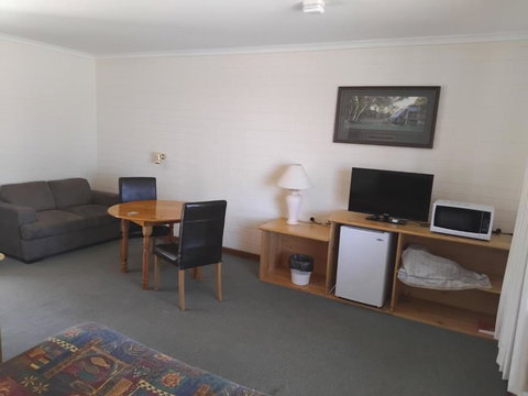 Hawker Outback Motel - Accommodation Mount Tamborine 3