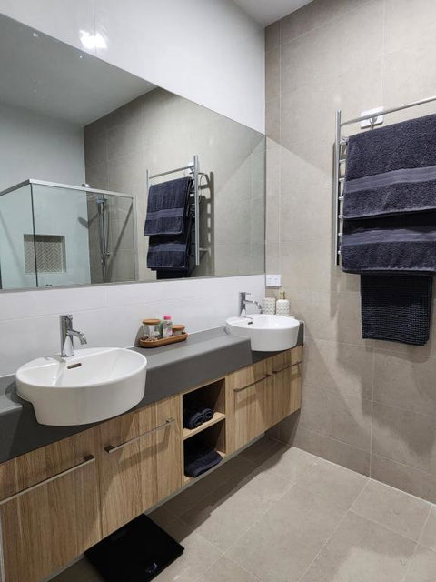 Holiday At The Beach, Spa Bath, King Bed With TV - Accommodation Mount Tamborine 3