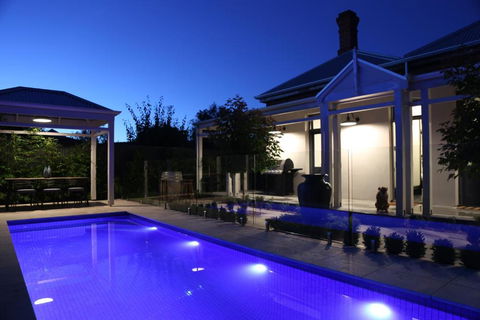 Hollidge House 5 Star Luxury Apartments - Accommodation Mount Tamborine 1