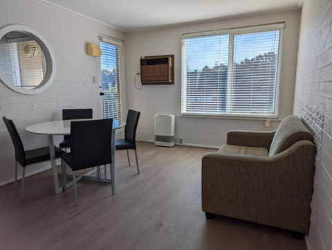 Home Away From Home - Accommodation Mount Tamborine 3
