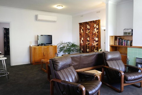 Hoopers Cottage - Accommodation Mount Tamborine 2