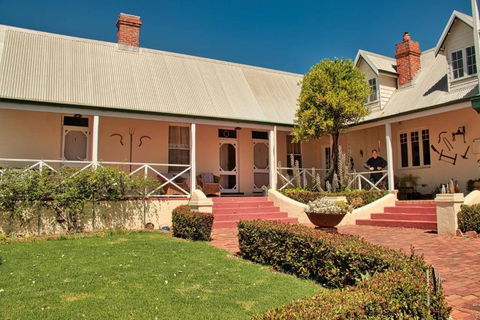 Hope Farm Guesthouse - Accommodation Mount Tamborine 1