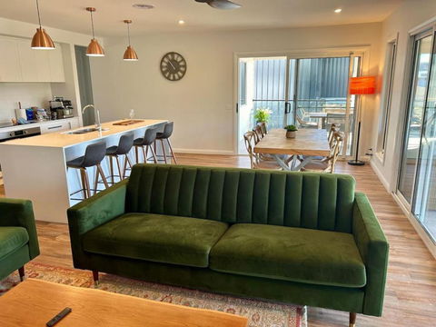 House On The Hill - Accommodation Mount Tamborine 3