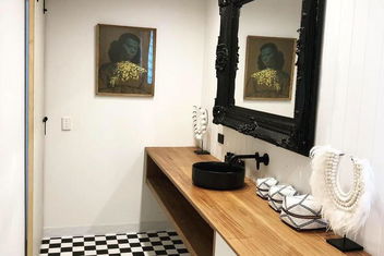 Indigo Charlee with Accommodation Mount Tamborine