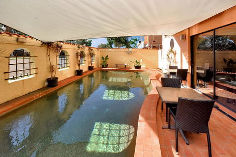 Adobe Motel - Accommodation Mount Tamborine 2