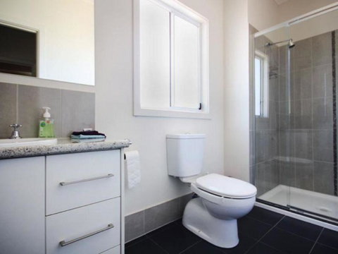 Agape Holiday Home - Accommodation Mount Tamborine 3