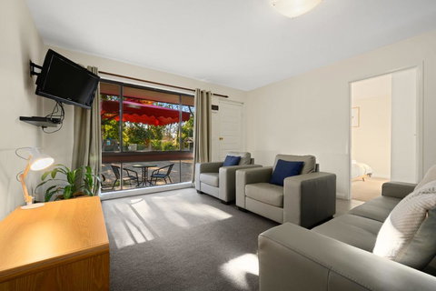 Alinga Longa 4 - Accommodation Mount Tamborine 1