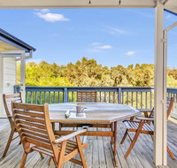 All Decked Out - Accommodation Mount Tamborine