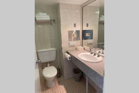 All In 500 Aud Weekly Beachfront The STRAND Studio Apartment - Accommodation Mount Tamborine 2