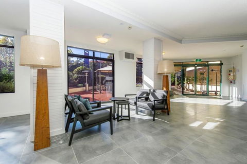 Alpha Hotel Canberra - Accommodation Mount Tamborine 3