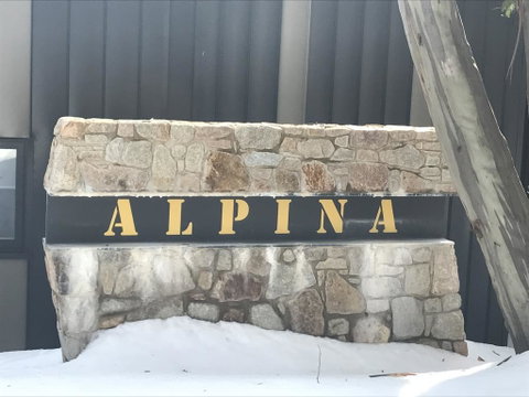 Alpina - Accommodation Mount Tamborine 0