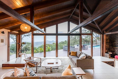 Altitude 261 - Accommodation Mount Tamborine 1