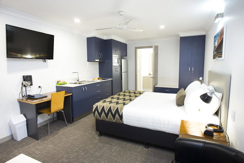 Altitude Motel Apartments - Accommodation Mount Tamborine 3