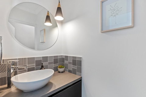 Amber House - Accommodation Mount Tamborine 1