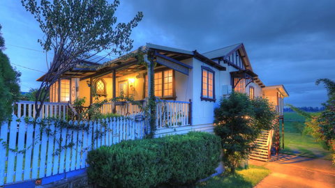 Andavine House - Bed & Breakfast - Accommodation Mount Tamborine 2