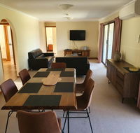 Annies Holiday Units - Accommodation Mount Tamborine