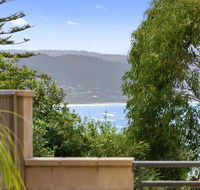 APARTMENT 23 PACIFIC APARTMENTS - sit on the deck and soak in the view - Accommodation Mount Tamborine