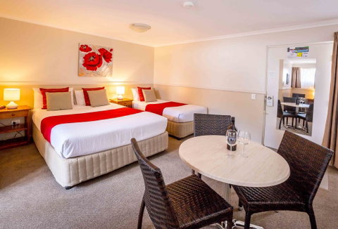 Apple & Grape Motel - Accommodation Mount Tamborine 0