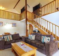 Araluen - Accommodation Mount Tamborine