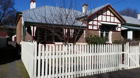 Arden On McLachlan - Accommodation Mount Tamborine 0