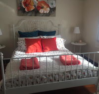 Art Deco Cottage - Accommodation Mount Tamborine