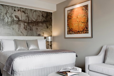 Art Series - The Olsen - Accommodation Mount Tamborine 2