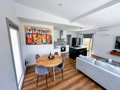 Luxury Holiday Unit 8min Walk To Town Center With Boat Parking - Accommodation Mount Tamborine 2