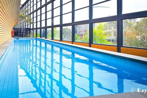 Luxury Apartment In Mel East With Special Kids Bed - Accommodation Mount Tamborine 0