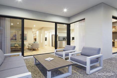 Luxury Bedrooms In A Resort Style Home - Accommodation Mount Tamborine 2