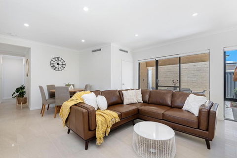 Luxury Urban Retreat - Accommodation Mount Tamborine 2