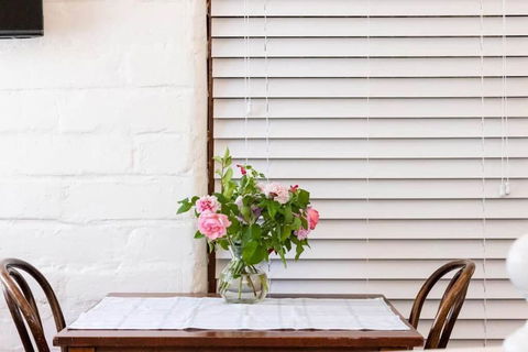 Maldon Cosy Garden Cottage - Charming One Room Studio - Accommodation Mount Tamborine 1