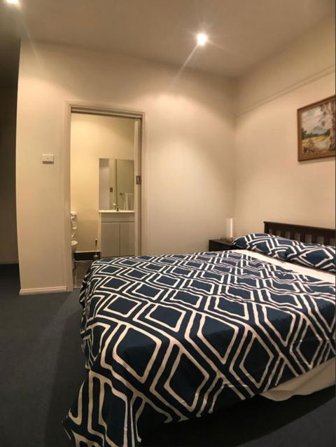 Malvern Backpackers - Accommodation Mount Tamborine 3