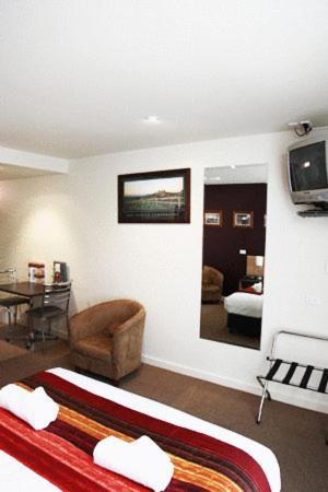 Mansfield Motel - Accommodation Mount Tamborine 1