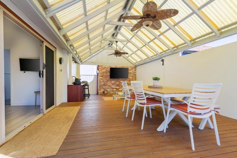 Manning Private Escape By Swan Bnb Management - Accommodation Mount Tamborine 0