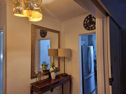 Master Bedroom In Shared House - Accommodation Mount Tamborine 0