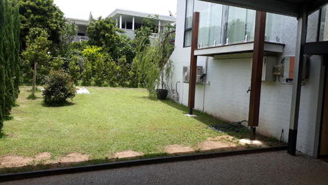 Maple Villa - The Beach House By The Bay - Accommodation Mount Tamborine 3