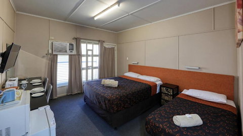 Matilda Motel - Accommodation Mount Tamborine 0
