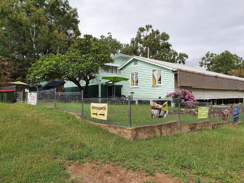 Meyenburg Units - Accommodation Mount Tamborine 0