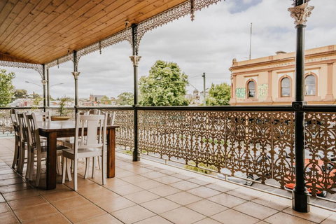 Mister Rice - Accommodation Mount Tamborine 2