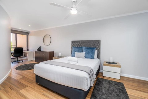 Modern And Homely 2BR Burke Crescent Apartment - Accommodation Mount Tamborine 2