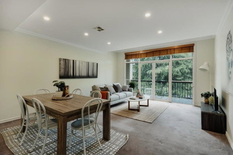 Modern Apartment In The Heart Of Canberra - Accommodation Mount Tamborine 0