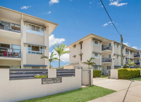 Modern Beach Apartment - Accommodation Mount Tamborine 1