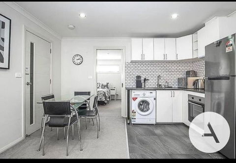 Modern Cottage Central Location - Accommodation Mount Tamborine 0