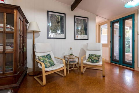 Modern Heritage Home - Accommodation Mount Tamborine 2
