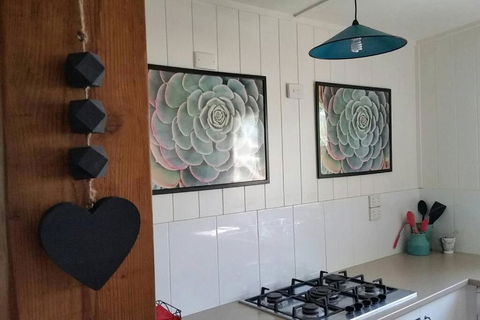 Modern Heritage Home - Accommodation Mount Tamborine 3