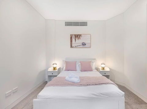 Modern 2B2B APT At Homebush - Accommodation Mount Tamborine 1