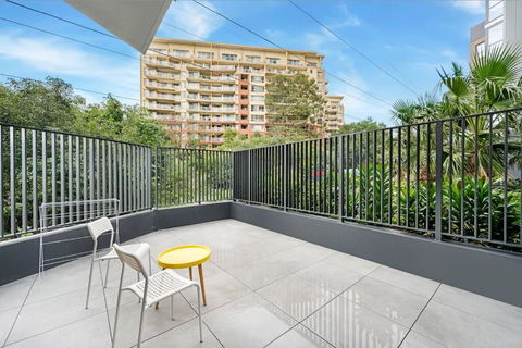 Modern 2B2B APT At Homebush - Accommodation Mount Tamborine 3