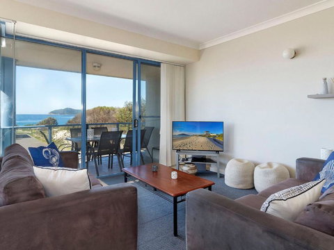 Nautilus 6 Beach Front Bliss - Accommodation Mount Tamborine 1