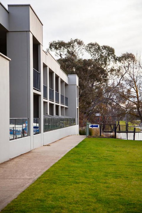 Nagambie Waterfront Motel - Accommodation Mount Tamborine 1